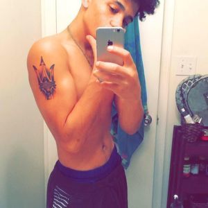 Meet your Posher, Desmond